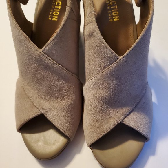 Kenneth Cole Reaction Tan Suede Shoes Size 7 - Picture 3 of 9